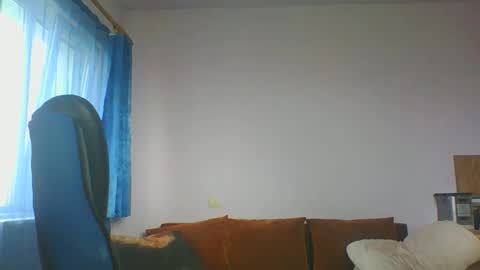 Snapshot of ulmeni7 chatting on 6, 11, 2025 ulmeni7 online show from 6, 11, 2025