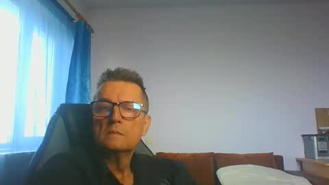 Snapshot of ulmeni7 chatting on 13, 11, 2025 ulmeni7 online show from 13, 11, 2025