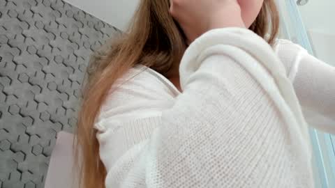 Melena online show from 10, 4, 2026