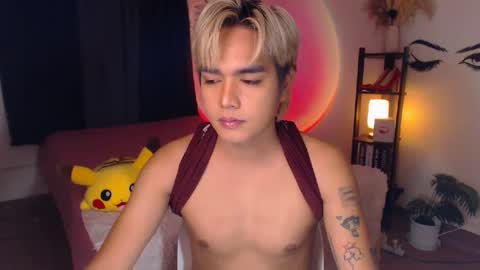 Snapshot of ultimatesexytrans chatting on 18, 2, 2025 Alex online show from 18, 2, 2025