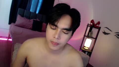 Snapshot of ultimatesexytrans chatting on 8, 10, 2025 Alex online show from 8, 10, 2025