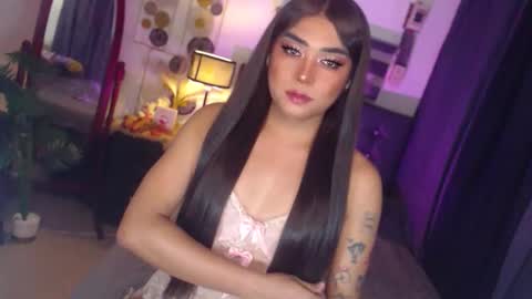 Snapshot of ultimatesexytrans chatting on 31, 1, 2026 Alex online show from 31, 1, 2026