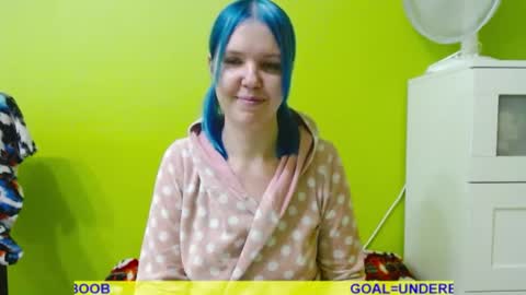 Snapshot of ultra_meow chatting on 28, 7, 2026 Roxy online show from 28, 7, 2026