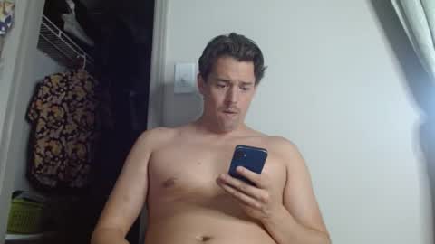 Snapshot of umphreak42 chatting on 24, 6, 2026 Andrew online show from 24, 6, 2026