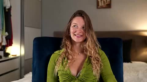 Snapshot of unbelievable__ chatting on 26, 9, 2025 Sasha online show from 26, 9, 2025