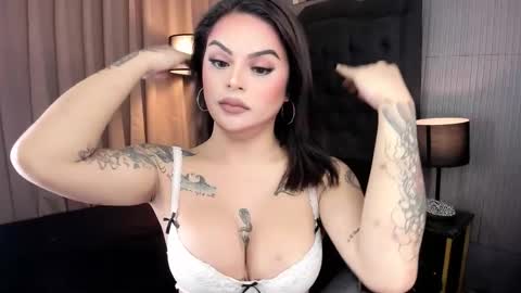 Lady tan online show from 28, 10, 2025