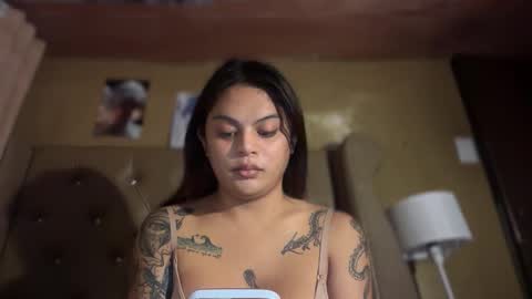 Lady tan online show from 17, 12, 2025