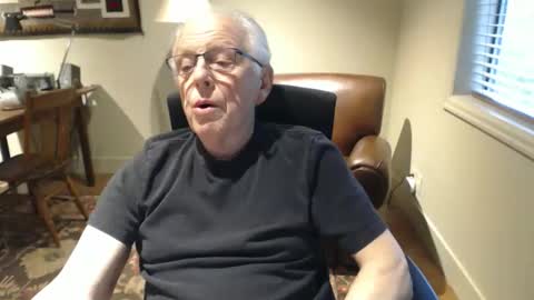 uncut_cumslut online show from 16, 11, 2025