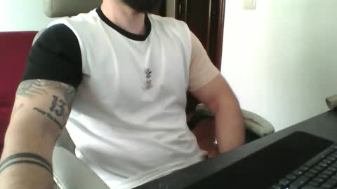 Snapshot of uncutedone7 chatting on 15, 4, 2026 YourDreamIfYouWant online show from 15, 4, 2026