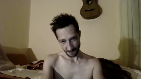 Snapshot of underguy19 chatting on 13, 10, 2025 underguy19 online show from 13, 10, 2025