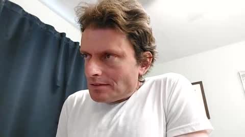 Snapshot of undress_me_ chatting on 19, 4, 2026 undress me online show from 19, 4, 2026