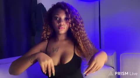 Snapshot of unholybaddie chatting on 7, 7, 2026 Unholybaddie online show from 7, 7, 2026