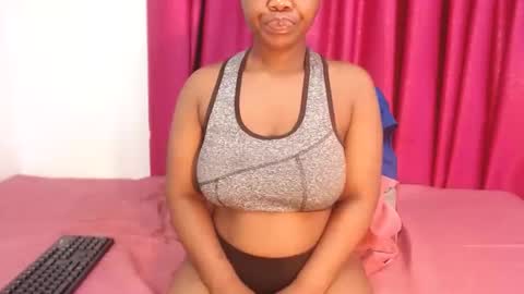 Snapshot of uniquebony chatting on 12, 9, 2025 UNIQUEBONY online show from 12, 9, 2025