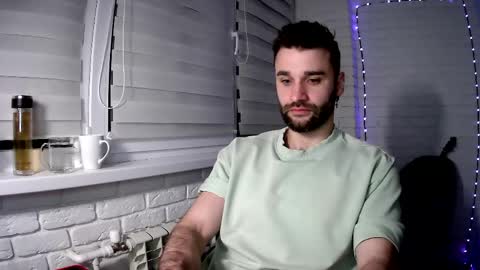 Snapshot of unnknow2024 chatting on 21, 4, 2026 SlavaVibes online show from 21, 4, 2026