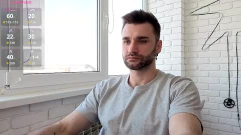 Snapshot of unnknow2024 chatting on 14, 5, 2026 SlavaVibes online show from 14, 5, 2026