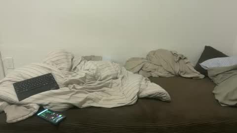 Stepbro online show from 5, 4, 2026