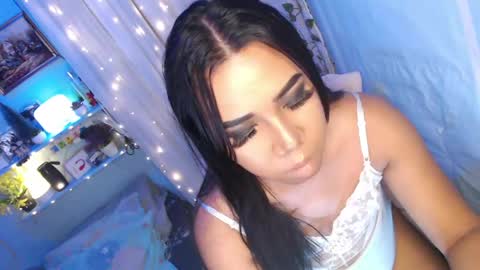 Snapshot of ur_hot_tommiexx chatting on 21, 4, 2026 jennie online show from 21, 4, 2026