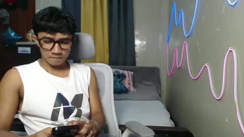 Snapshot of ur_hottestjonny chatting on 2, 6, 2026 jonny online show from 2, 6, 2026