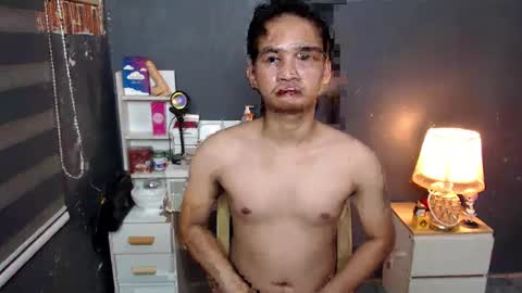 Snapshot of ur_joshuahotnotch chatting on 3, 12, 2024 ur_joshuahotnotch online show from 3, 12, 2024