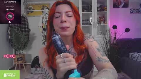 Olivia Kaufman online show from 28, 10, 2025