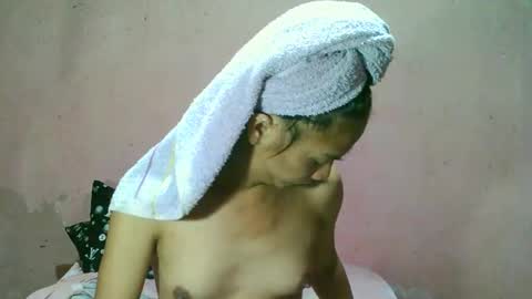 ur_sexybabe_ehra online show from 27, 5, 2026