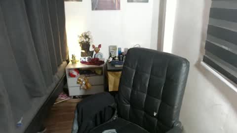 Snapshot of urasaintwink chatting on 17, 12, 2024 Bran online show from 17, 12, 2024