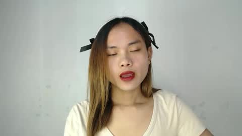 Snapshot of urasian_crisa chatting on 7, 5, 2026 urasian_crisa online show from 7, 5, 2026