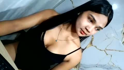 urasian_latinaxxx online show from 1, 7, 2026