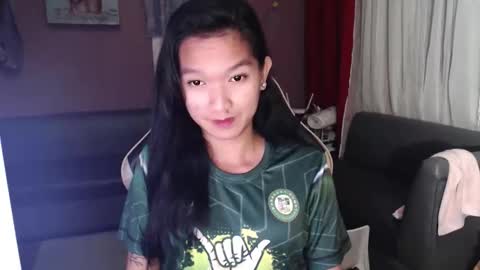 NEWRA  ALLISON online show from 26, 10, 2025