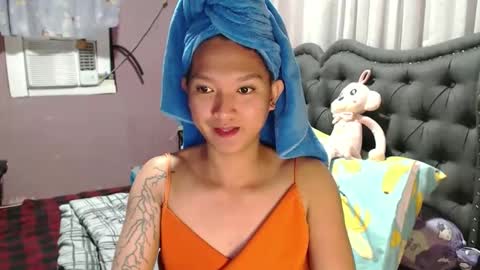 NEWRA  ALLISON online show from 3, 5, 2026