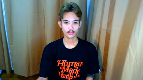 Snapshot of urasiancumboix2 chatting on 4, 7, 2026 urasiancumboix2 online show from 4, 7, 2026