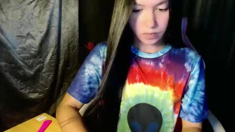 Snapshot of urasiansexbombgirlxxx chatting on 10, 4, 2026 Elizabeth online show from 10, 4, 2026