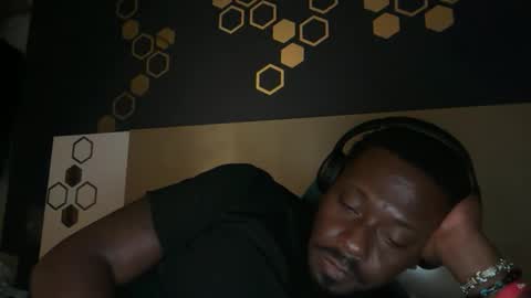 urbandick5 online show from 7, 4, 2026