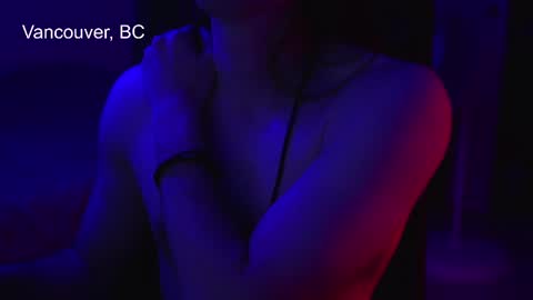 urboytoy_512 online show from 14, 10, 2025