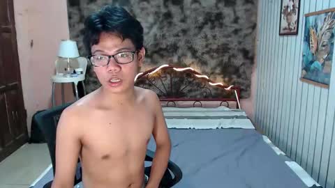 Snapshot of urdreamboy_doms chatting on 29, 5, 2026 urdreamboy_doms online show from 29, 5, 2026