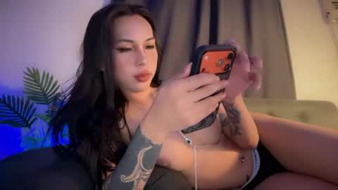Snapshot of urgirl_nyx chatting on 19, 7, 2026 N Y X online show from 19, 7, 2026