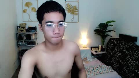 Snapshot of urguy_habibi chatting on 13, 11, 2025 Bib online show from 13, 11, 2025