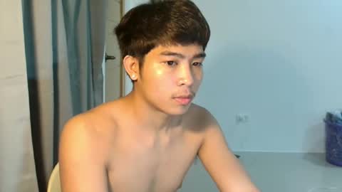 Snapshot of urhot_jeremyxx chatting on 7, 3, 2026 jeremy online show from 7, 3, 2026