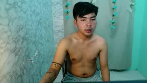 Snapshot of urhot_kharlxoxo chatting on 13, 5, 2026 john carlo online show from 13, 5, 2026
