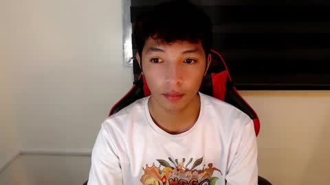 Snapshot of urhotethanxx chatting on 3, 2, 2026 Ethan online show from 3, 2, 2026