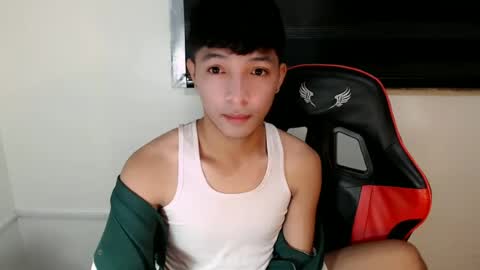 Snapshot of urhotethanxx chatting on 18, 6, 2026 Ethan online show from 18, 6, 2026