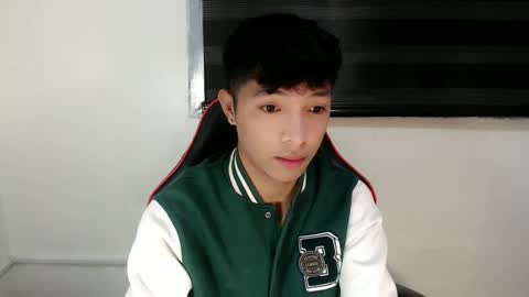 Snapshot of urhotethanxx chatting on 28, 6, 2026 Ethan online show from 28, 6, 2026