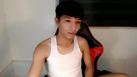 Snapshot of urhotethanxx chatting on 8, 7, 2026 Ethan online show from 8, 7, 2026