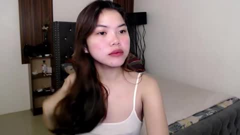 Snapshot of urhottie_melodie chatting on 27, 10, 2025 urhottie_melodie online show from 27, 10, 2025