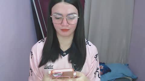 Snapshot of urhottiest_katey chatting on 23, 4, 2026 Katey online show from 23, 4, 2026