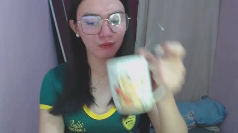 Snapshot of urhottiest_katey chatting on 3, 5, 2026 Katey online show from 3, 5, 2026