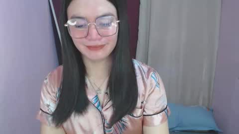 Snapshot of urhottiest_katey chatting on 7, 5, 2026 Katey online show from 7, 5, 2026