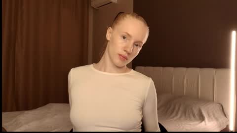 Snapshot of uriyani chatting on 27, 5, 2026 ElizabethLizy online show from 27, 5, 2026