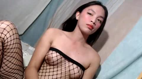 Snapshot of urlovely_ariana chatting on 16, 7, 2026 Ariana online show from 16, 7, 2026
