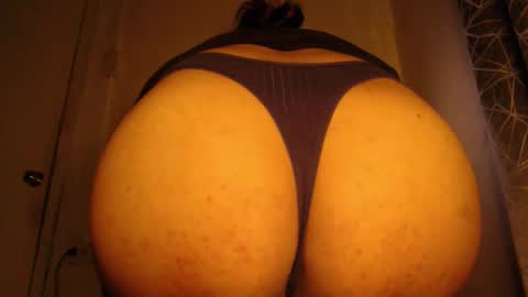 Snapshot of urlovely_hait chatting on 18, 4, 2026 Sham online show from 18, 4, 2026
